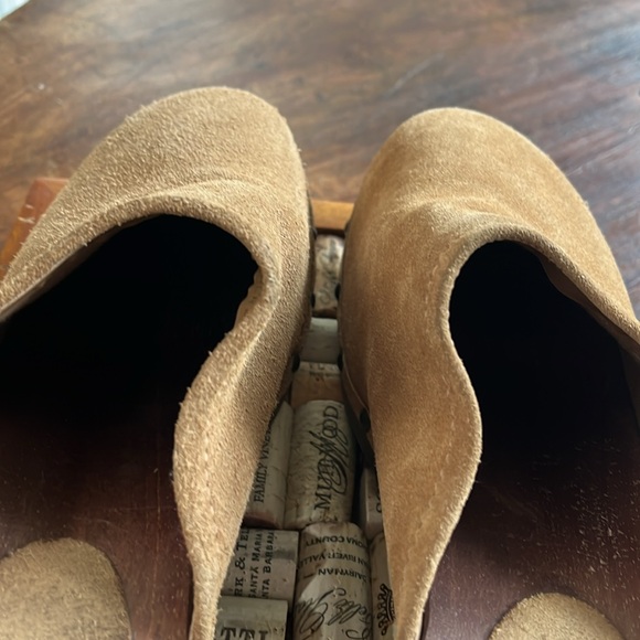 Gap never worn clogs - Picture 5 of 6